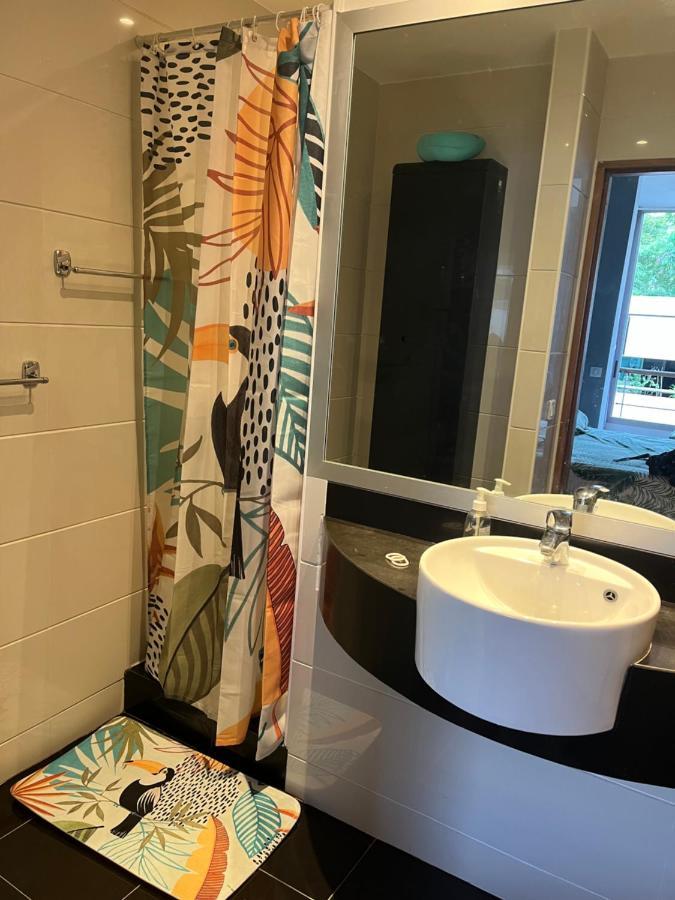 Studio Tropical Baie Des Citrons Noumea Exterior photo